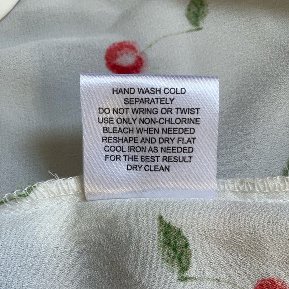 Pink Rose short sleeve top with cherries - Picture 7 of 8